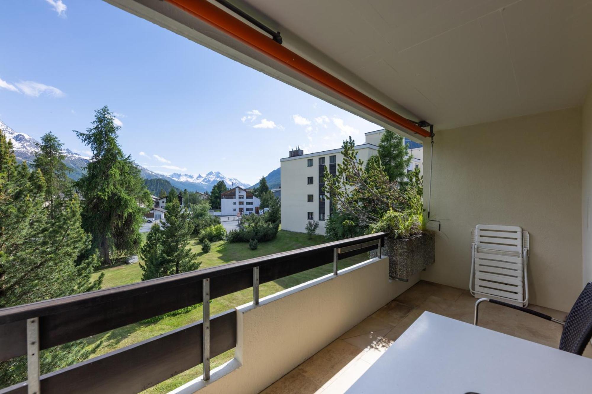 Cosy Apartment Facing Piz Rosatsch 圣莫里茨 外观 照片