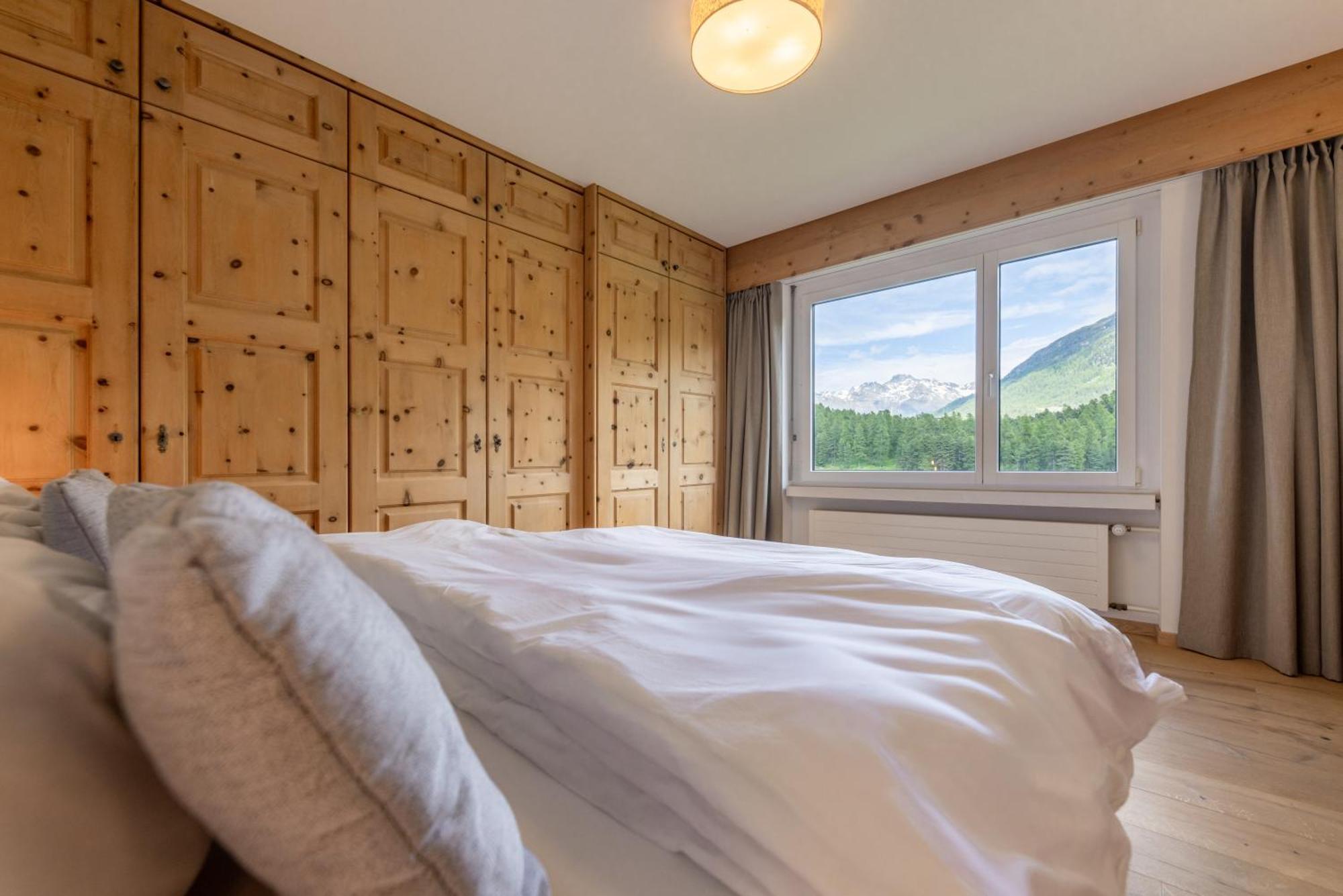 Cosy Apartment Facing Piz Rosatsch 圣莫里茨 外观 照片